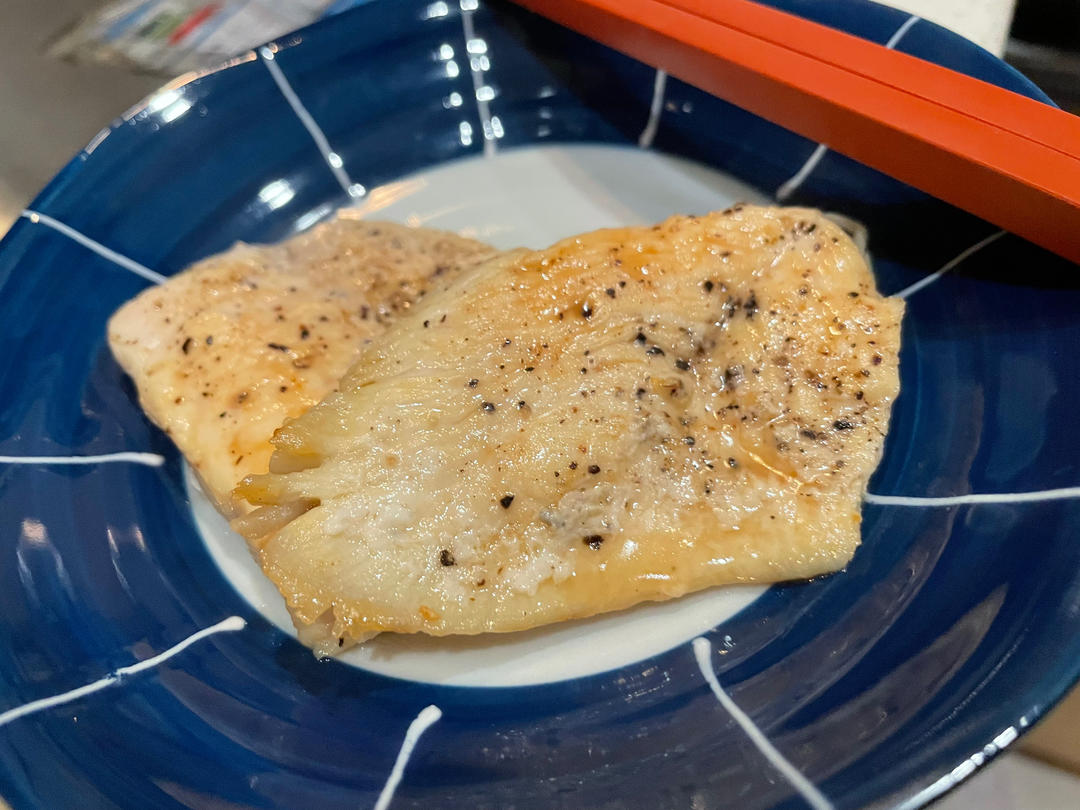 狂推荐的无油脆皮煎鸡腿排