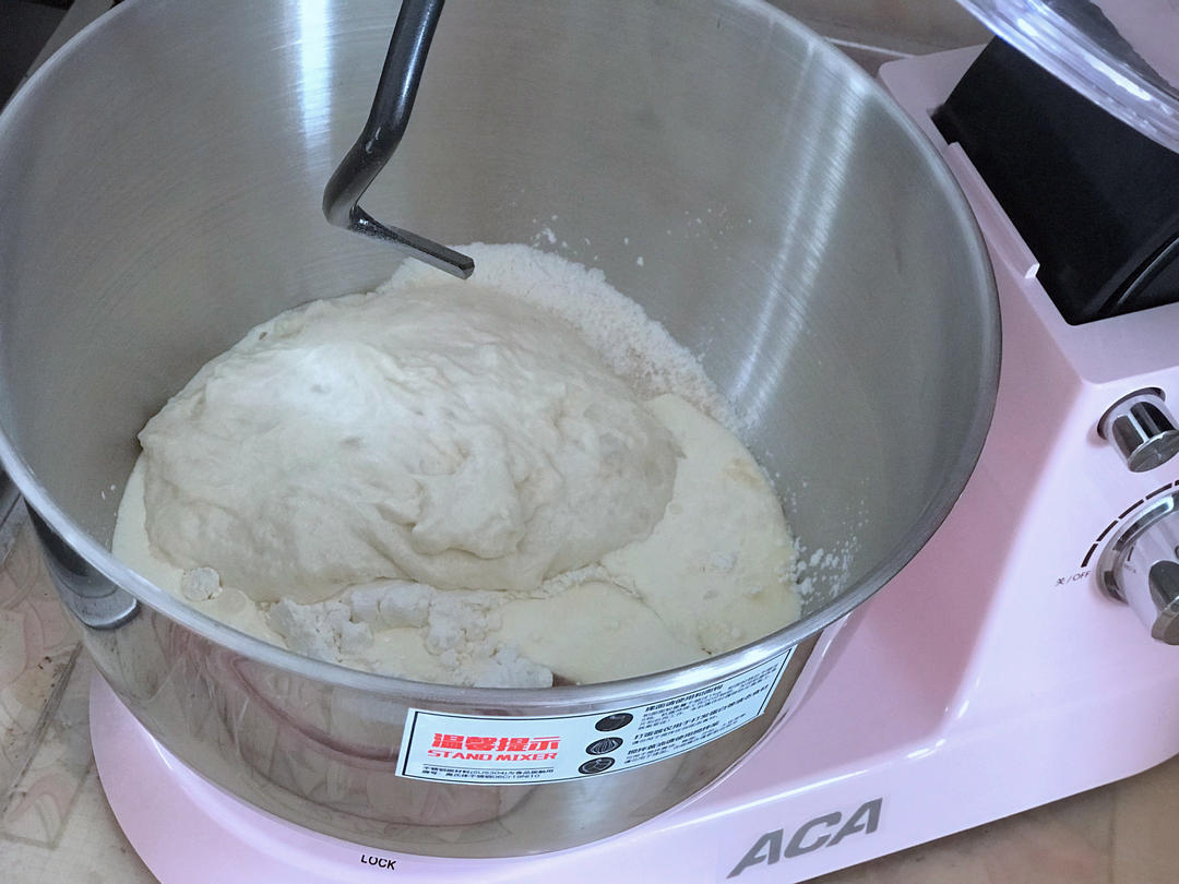 纯奶手撕吐司的做法 步骤1