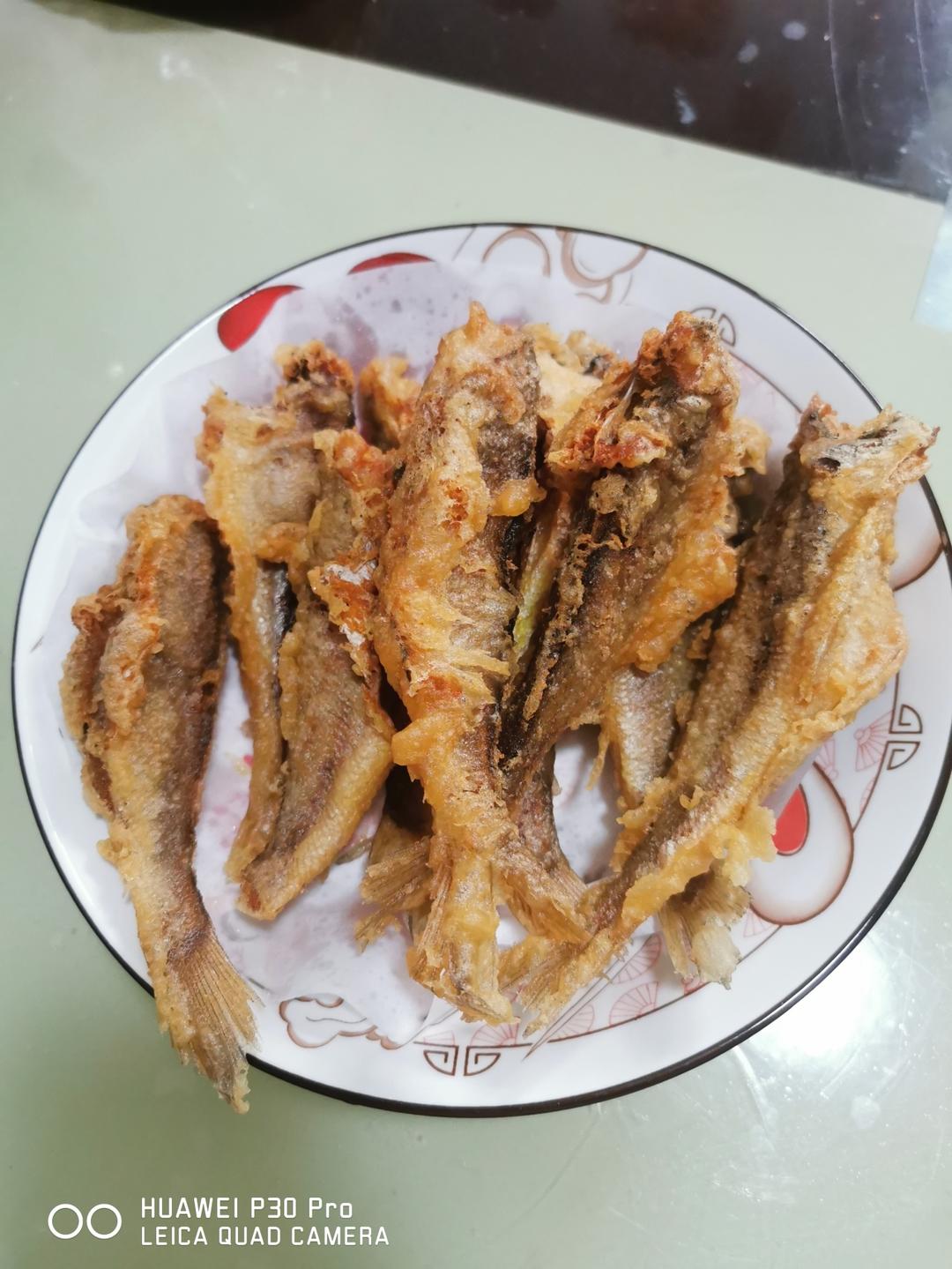 酥炸小黄花鱼