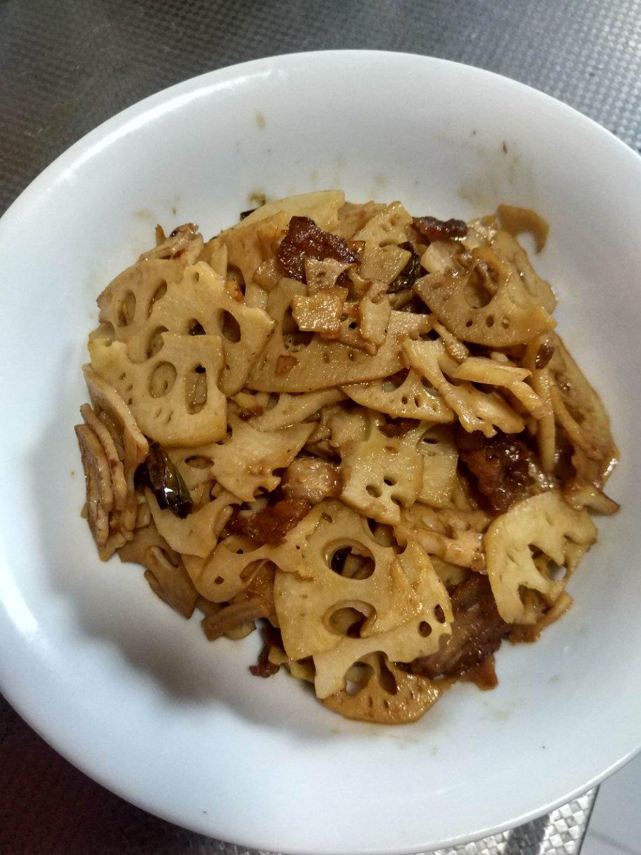 莲藕片炒肉