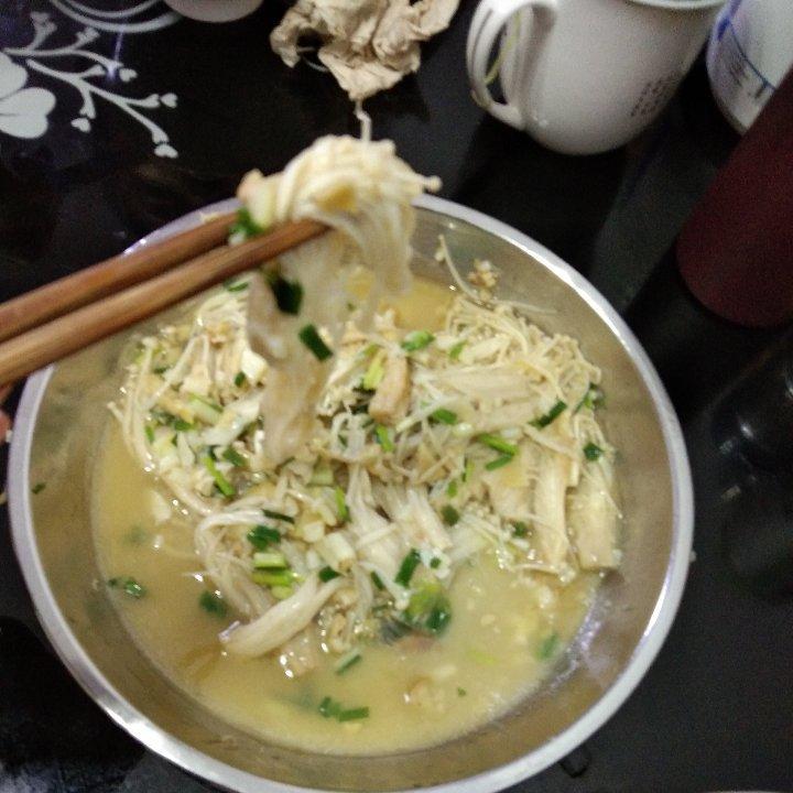 蒜蓉蒸金针菇