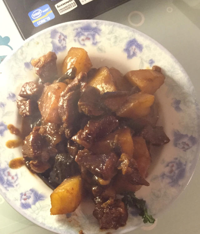 红烧土豆牛腩