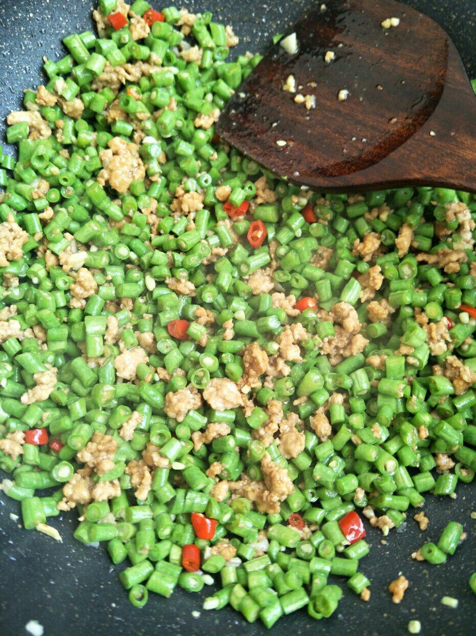 肉沫豆角下饭菜