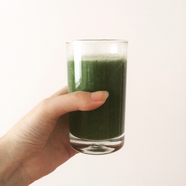 自制hey juice排毒果蔬汁。