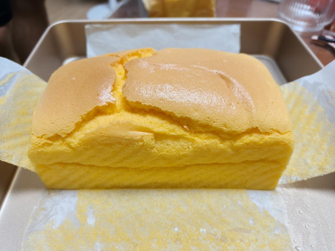 堪比柯基屁股
爆浆芝士🧀古早蛋糕