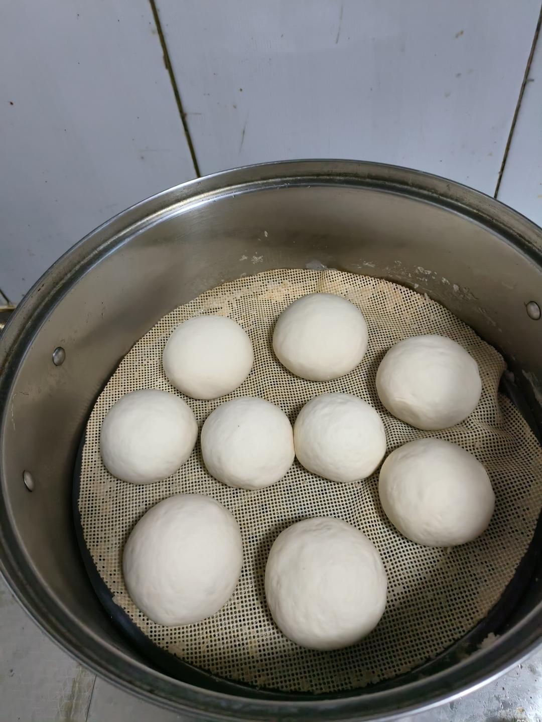 无油无糖松软的全麦馒头