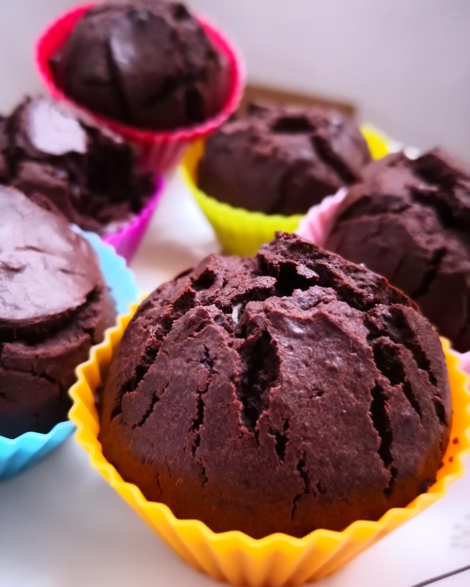 熔岩巧克力纸杯蛋糕（可可粉版）