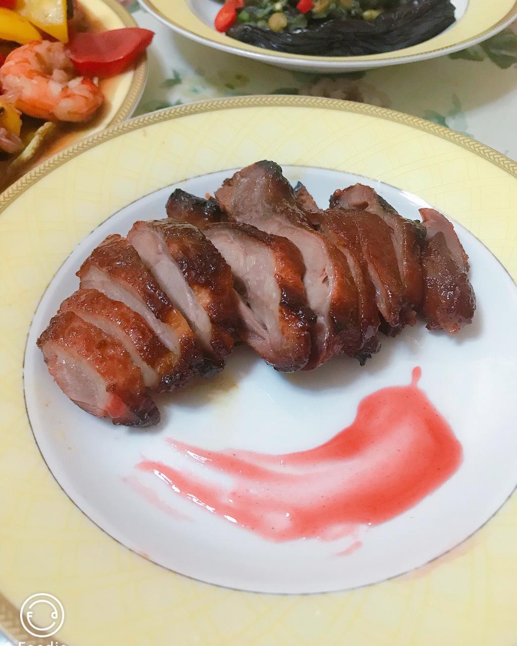 叉烧烤鸭腿