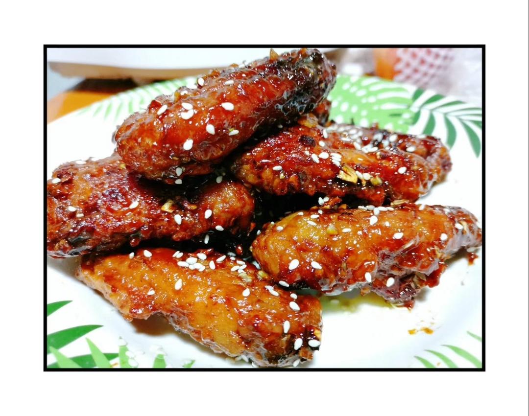 韩式炸鸡～脆皮炸鸡～蜂蜜芥末酱、泰式甜辣酱、韩式蒜蓉酱