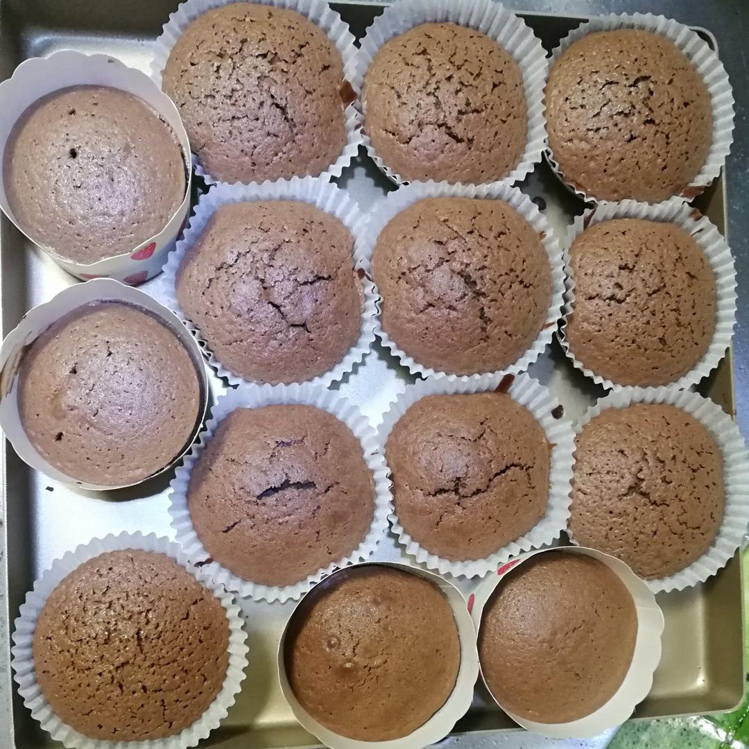 莫尼卡美食厨房：爆浆巧克力蛋糕