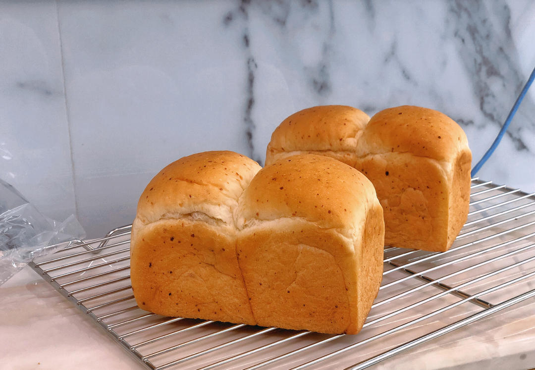 双重芝士早餐吐司