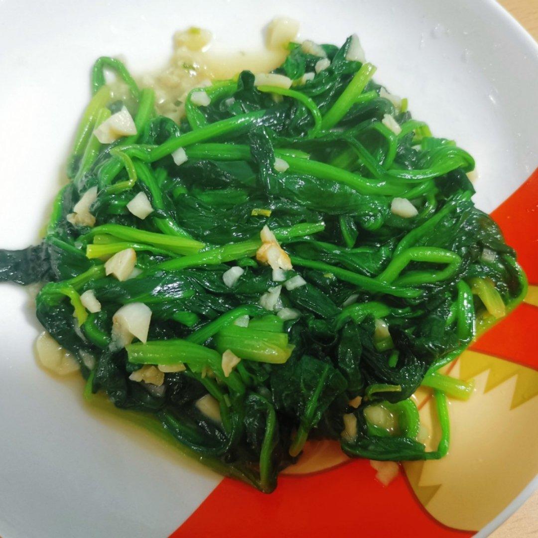 蒜蓉炒菠菜