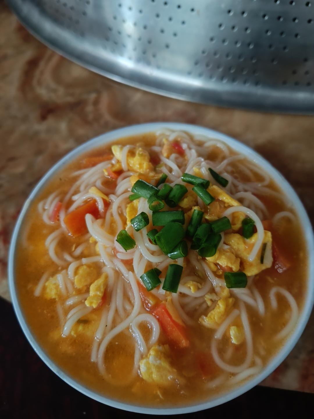 汤都要喝光的西红柿鸡蛋面