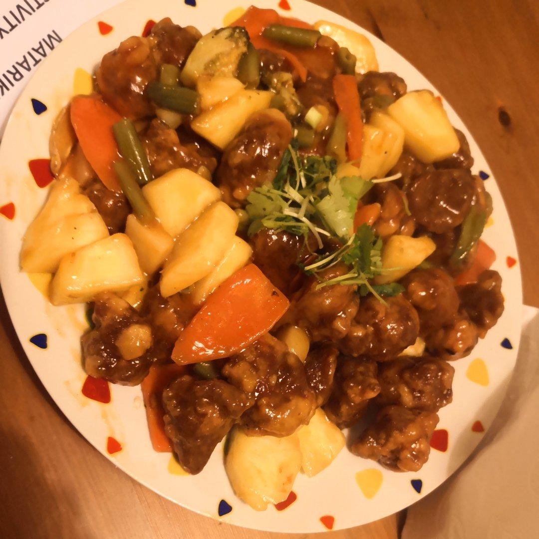 秘制菠萝咕噜肉（绝对好吃）