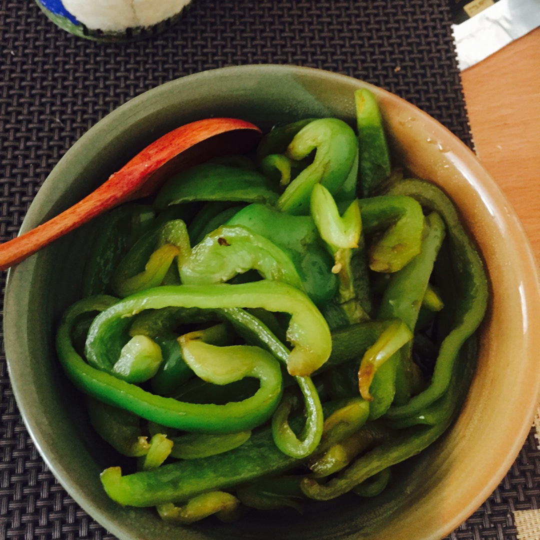 超级快手菜—糖醋柿子椒