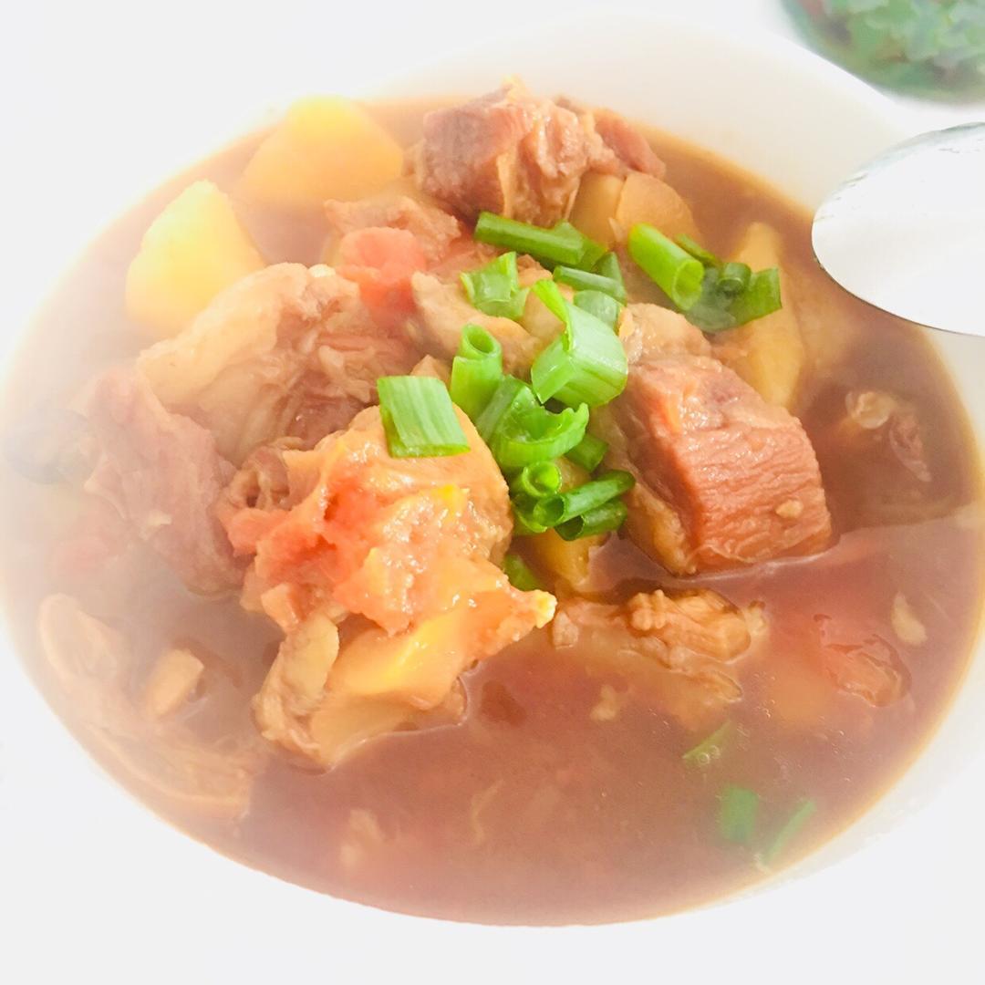 番茄土豆炖牛腩