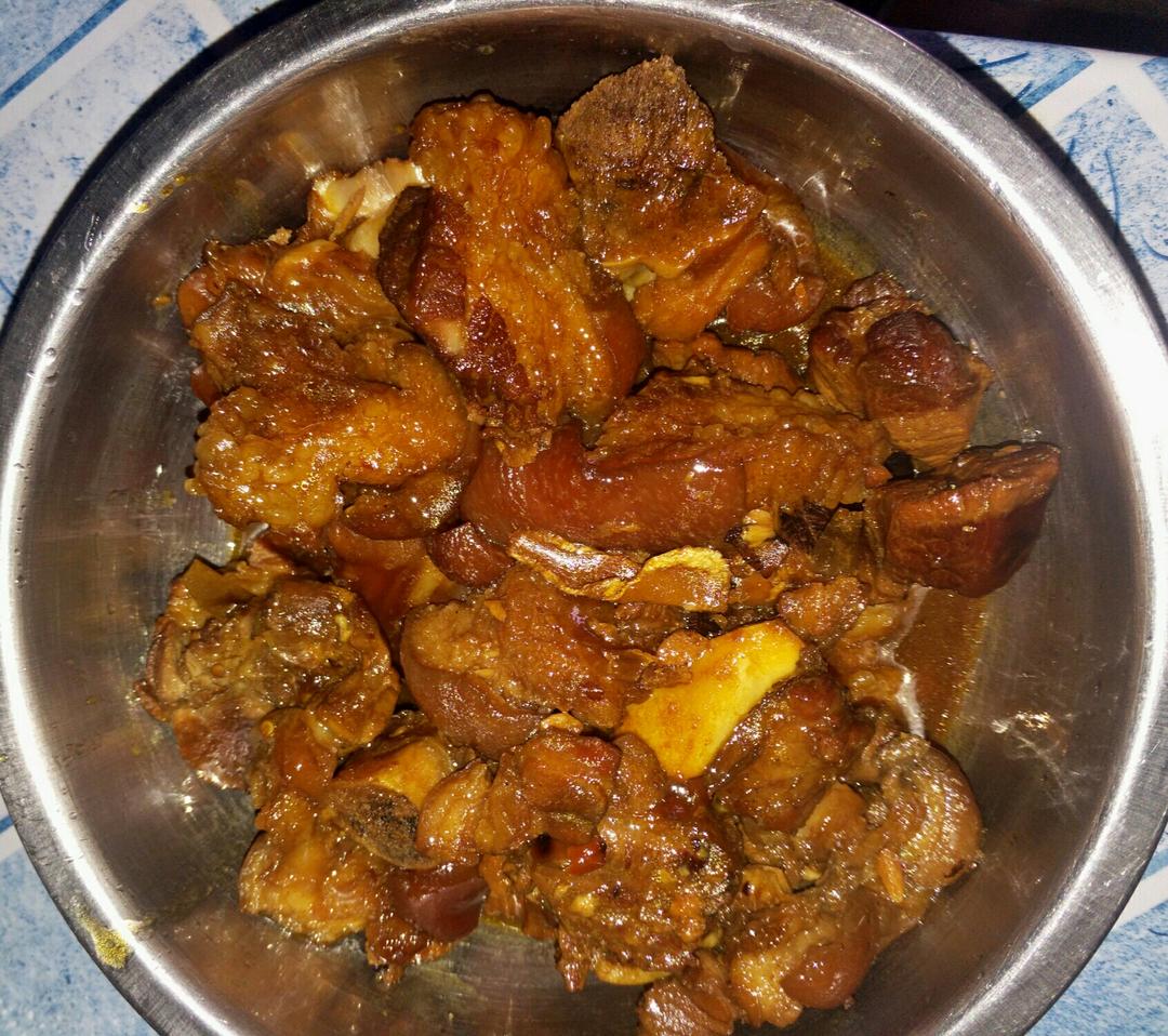 电饭锅版红烧猪脚的做法