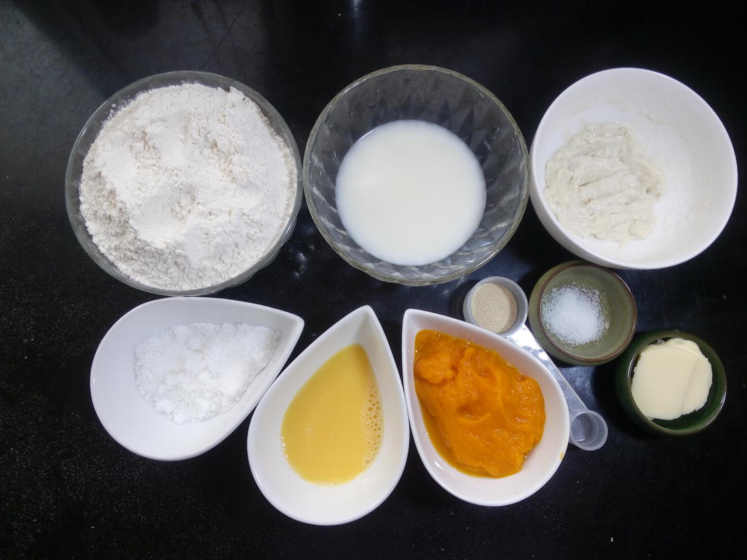 纯奶手撕吐司的做法 步骤1