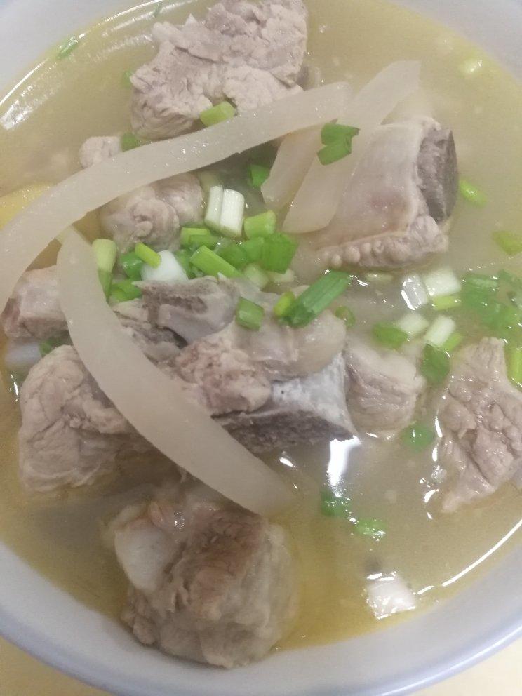 酸萝卜排骨汤