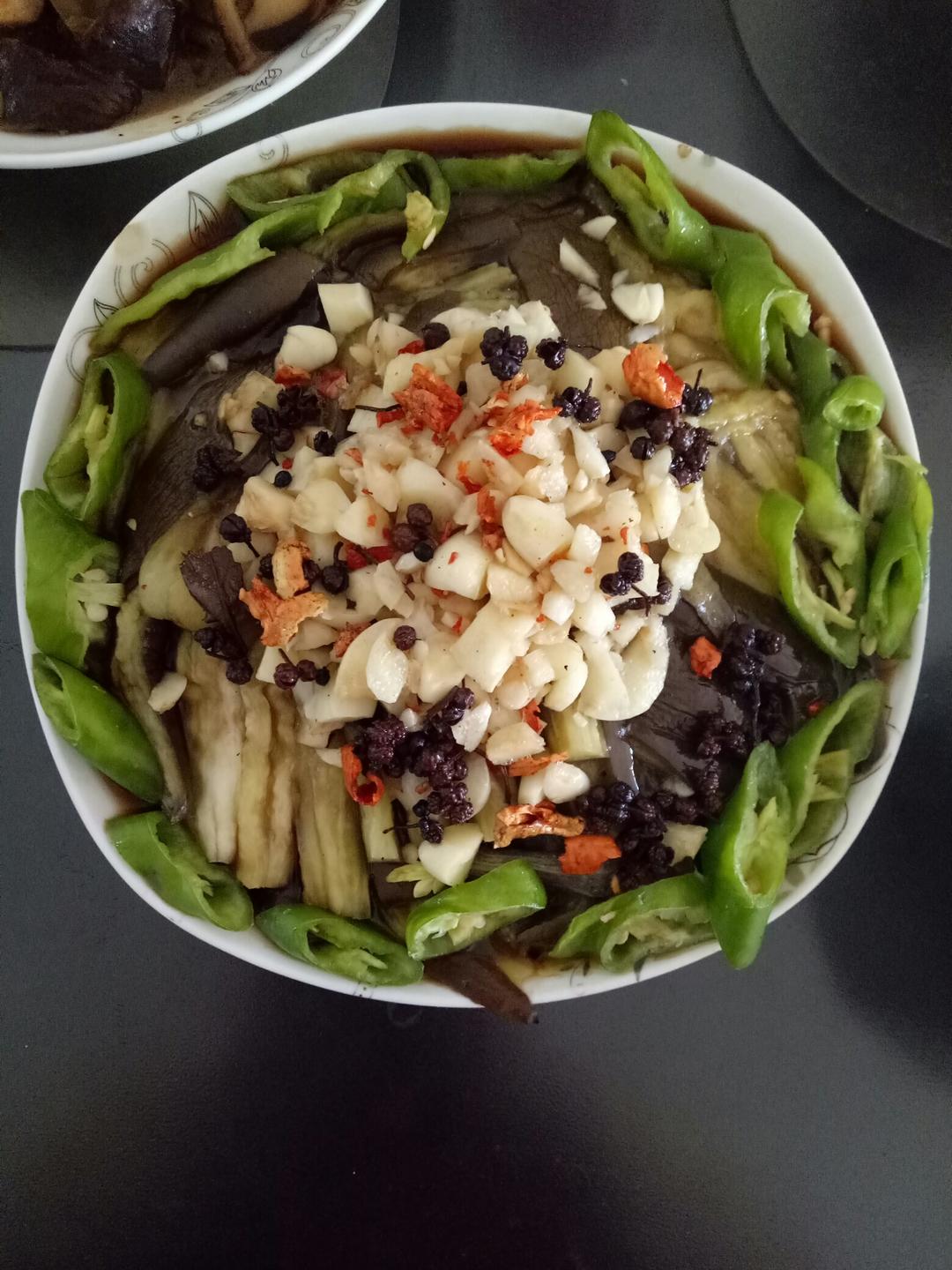 香菇鸡肉炖土豆