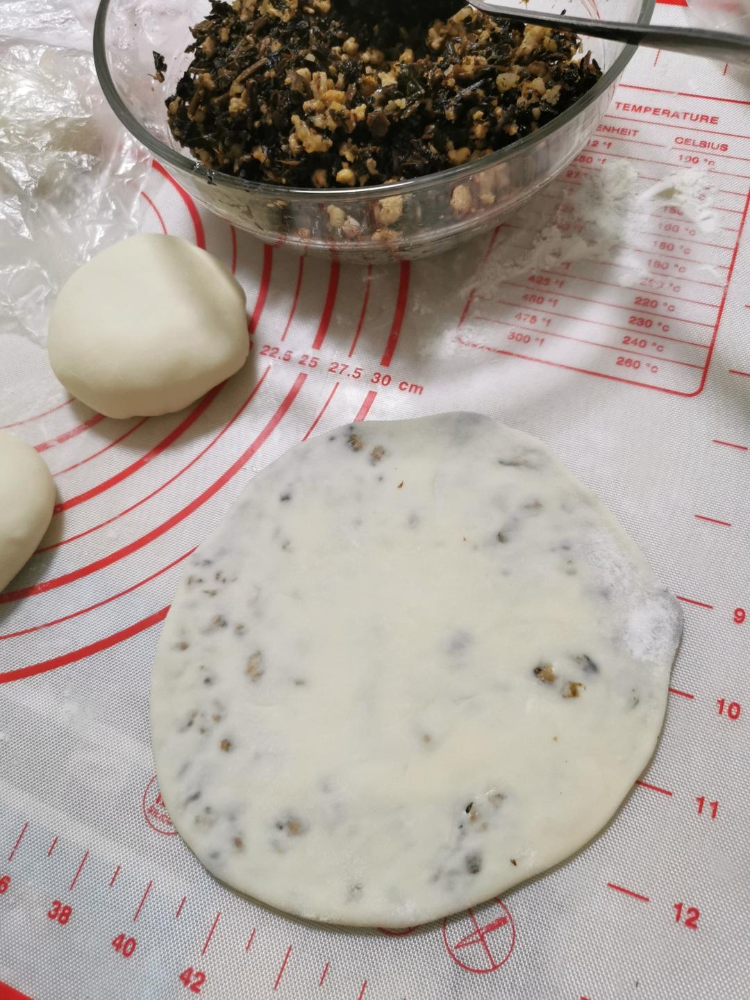 缙云烧饼（梅干菜肉饼）