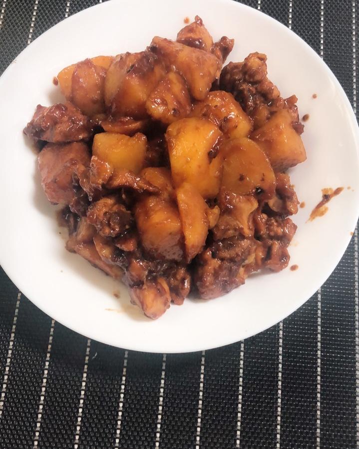 土豆焖鸡腿