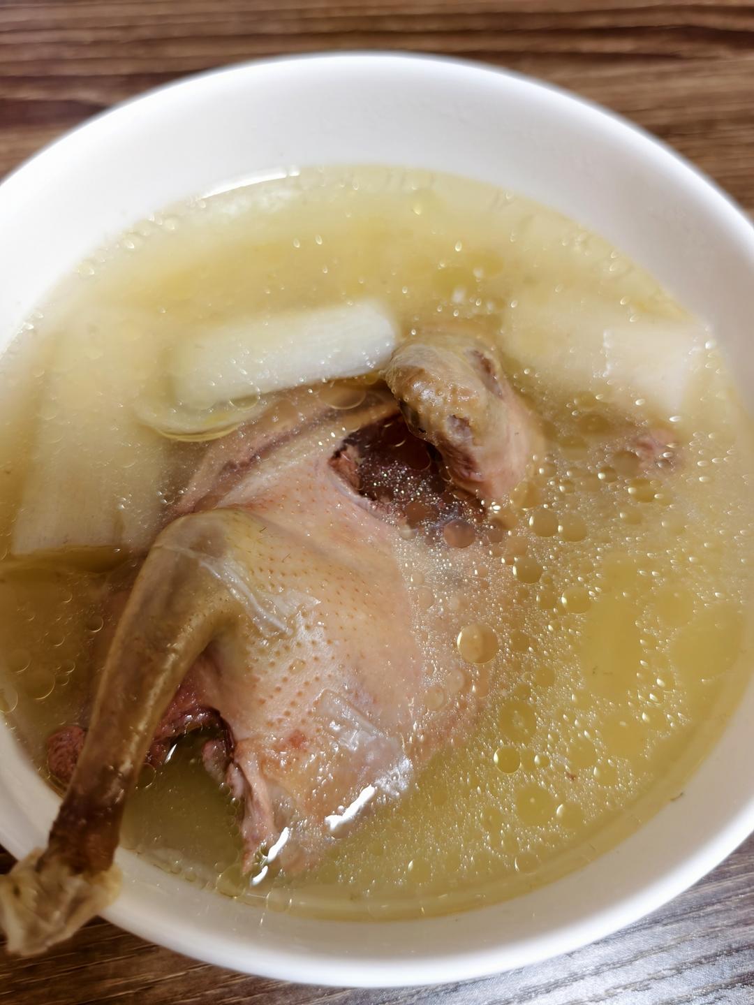 山药鸽子汤（补血益气健脾胃）