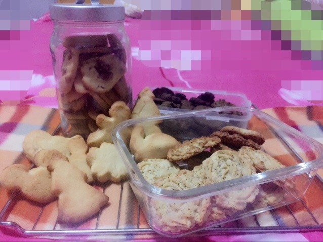 多种口味曲奇（香草、巧克力、抹茶）