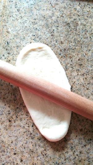 葱香火腿肠面包的做法 步骤11
