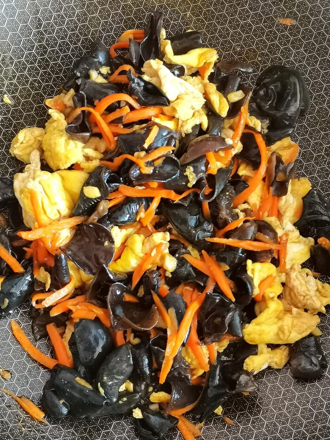 超级下饭的鱼香炒鸡蛋