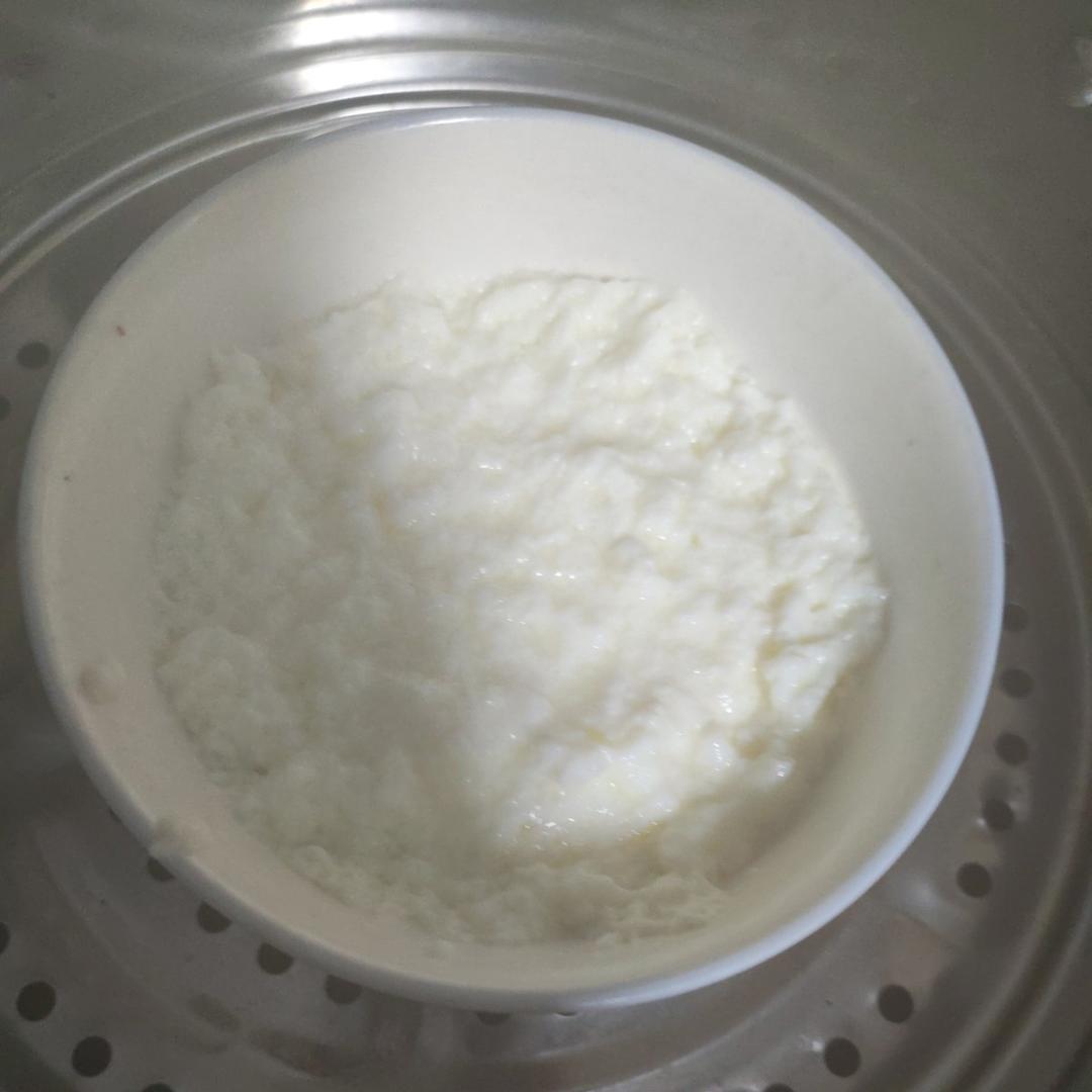 1盒牛奶+2颗鸡蛋，原来双皮奶的做法这么简单