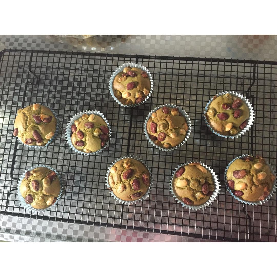 抹茶蜜豆杯子蛋糕