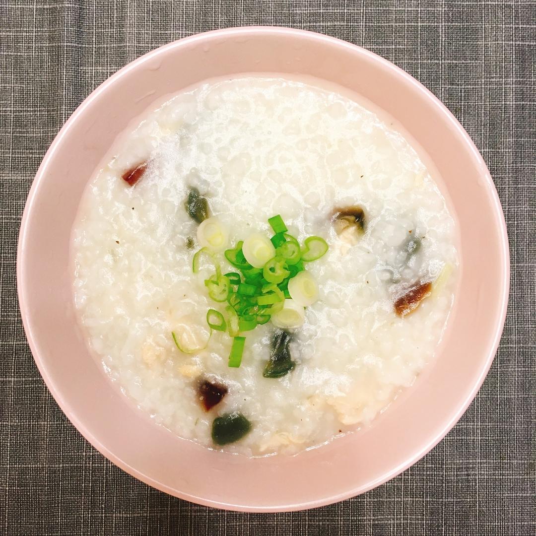 十五分钟快手之香滑皮蛋瘦肉粥(附五分钟电饭煲电压力锅更快捷方法)