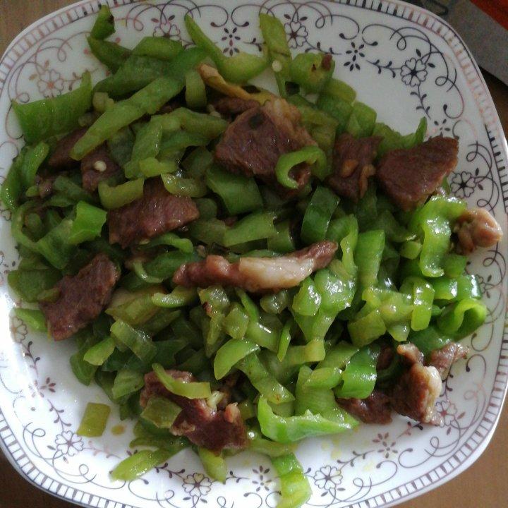 青椒炒肉丝