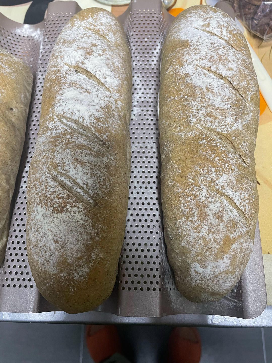 健康无糖橄榄油黑全麦红枣核桃包