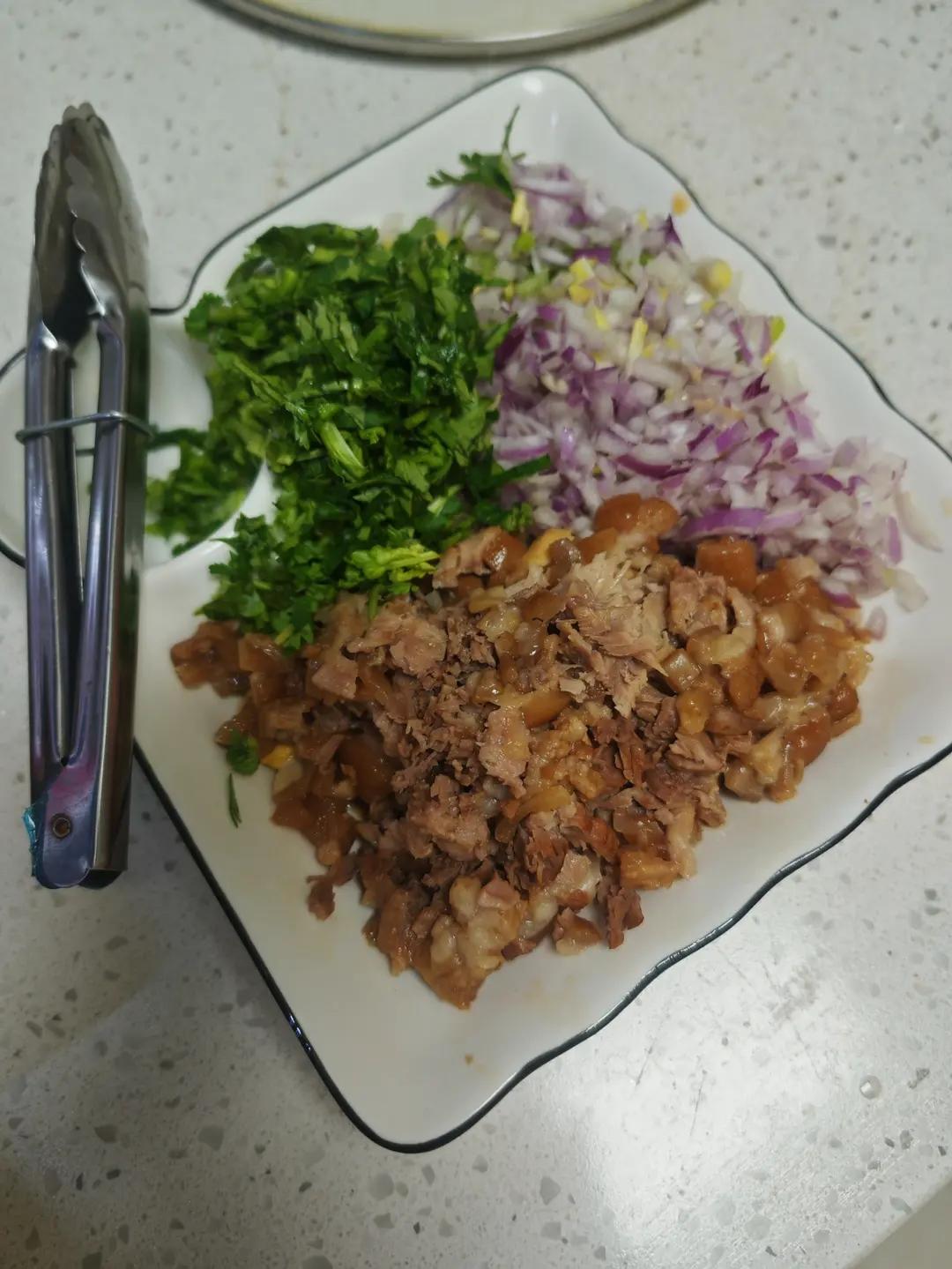 抹嘴-肉夹馍的肉和蛋，不放油版本