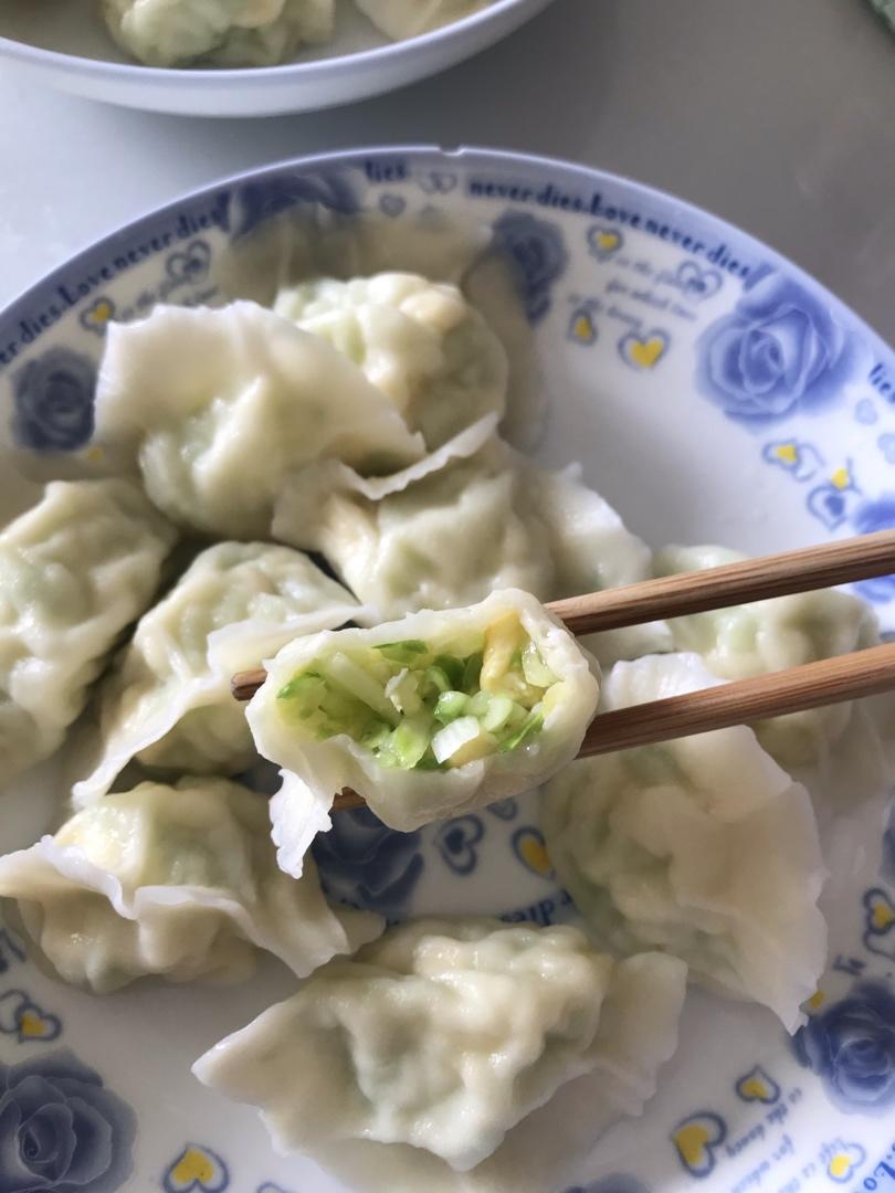 西葫芦鸡蛋虾皮饺子