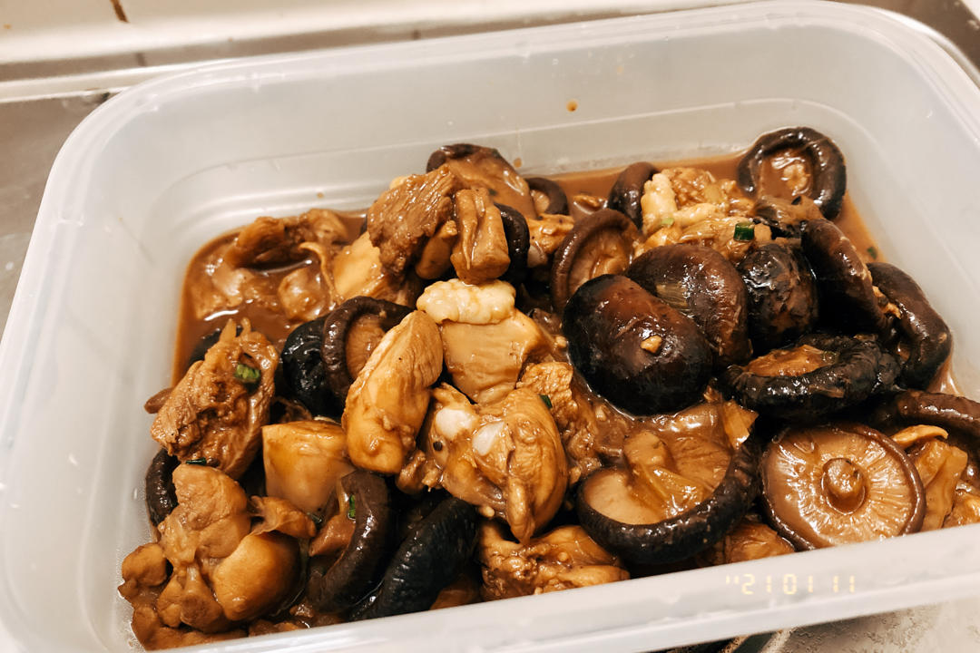 香菇炖鸡