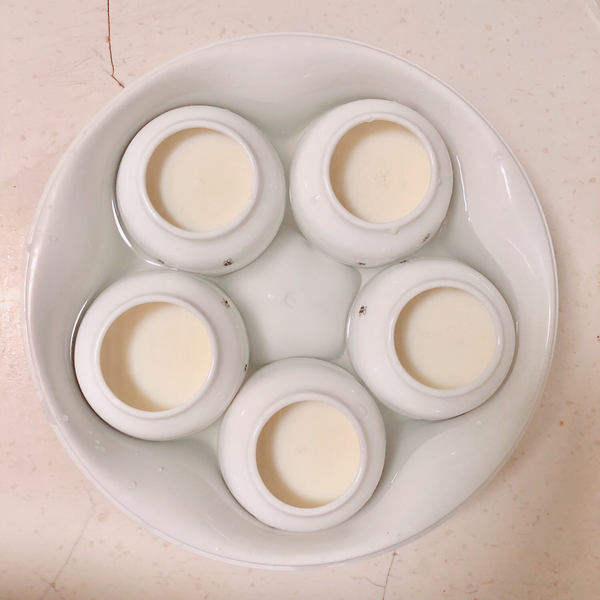 酸奶机自制酸奶的做法 步骤2