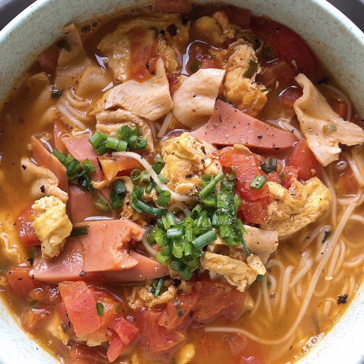 恨不得抱着锅舔的番茄鸡蛋面