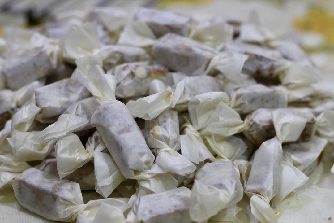 比牛轧糖还要好吃的花生太妃糖（消耗淡奶油）