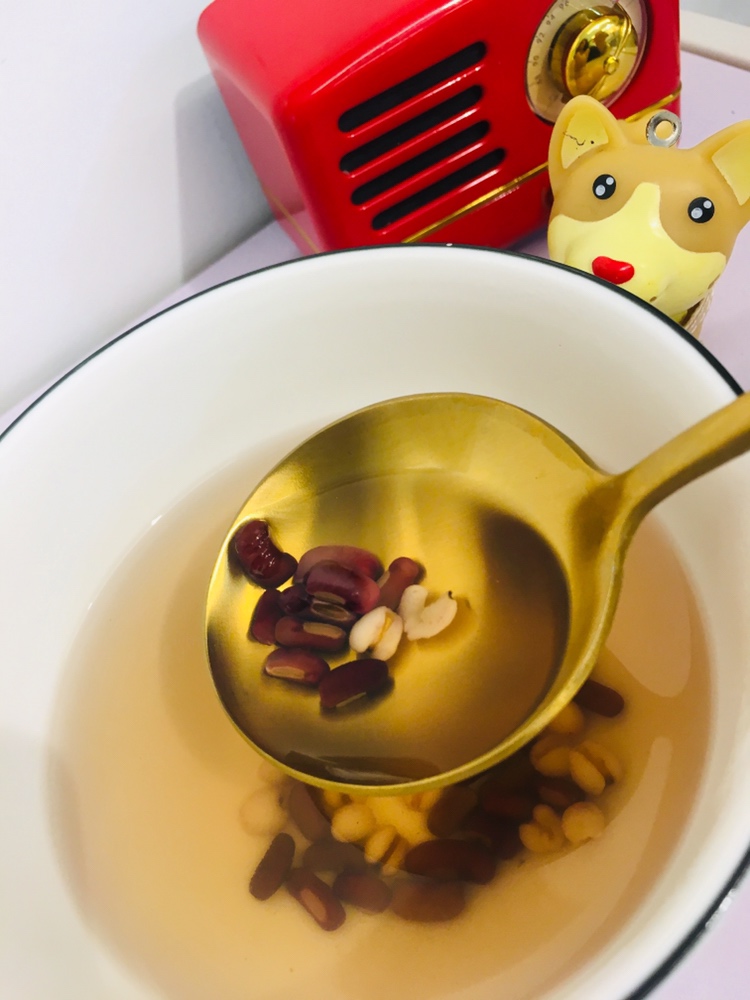 霍思燕喝红豆薏仁水一周掉4.5斤！消水肿、美容养颜又可以减肥！