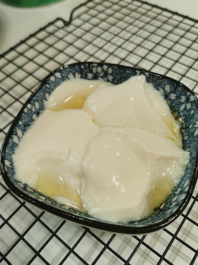 《Tinrry+》揭秘超级嫩滑的咸甜豆腐花，豆腐脑，干货满满