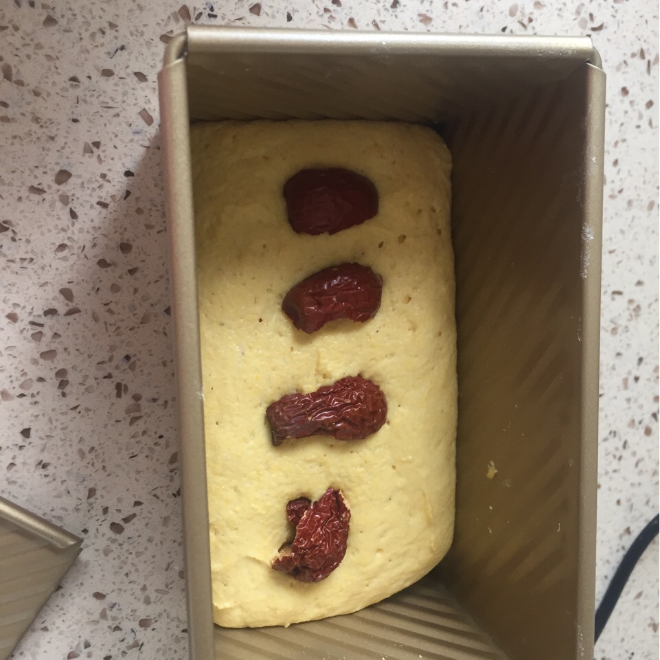 红枣玉米发糕