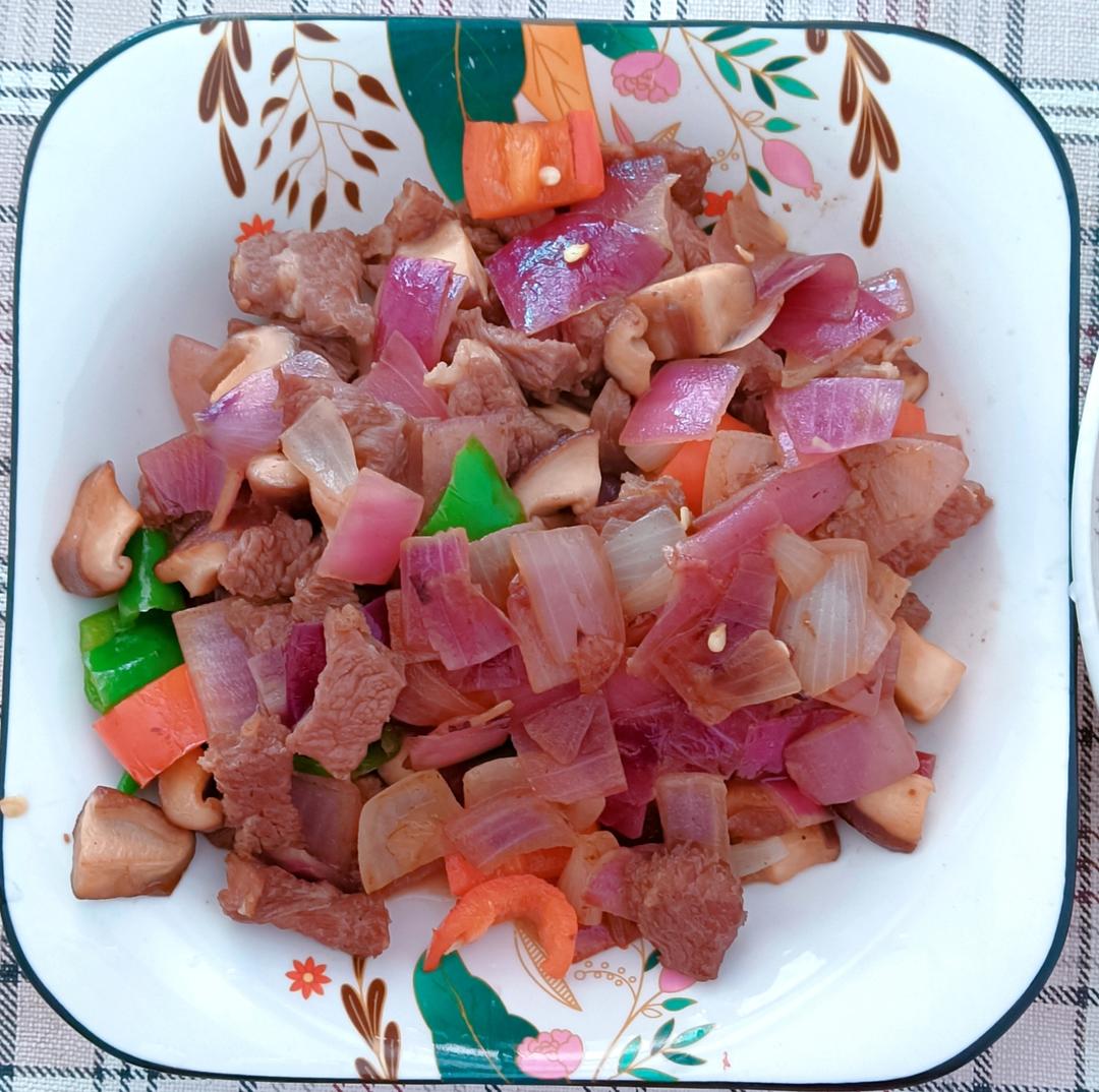 香菇牛肉焖饭