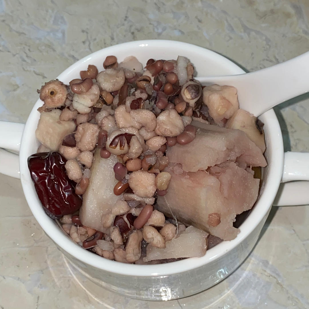 五指毛桃茯苓去湿汤（二）