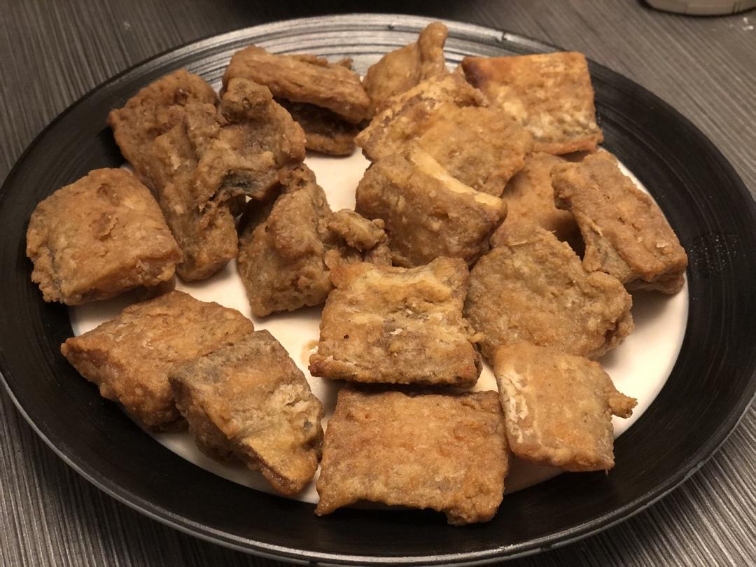 焦香酥脆干炸带鱼