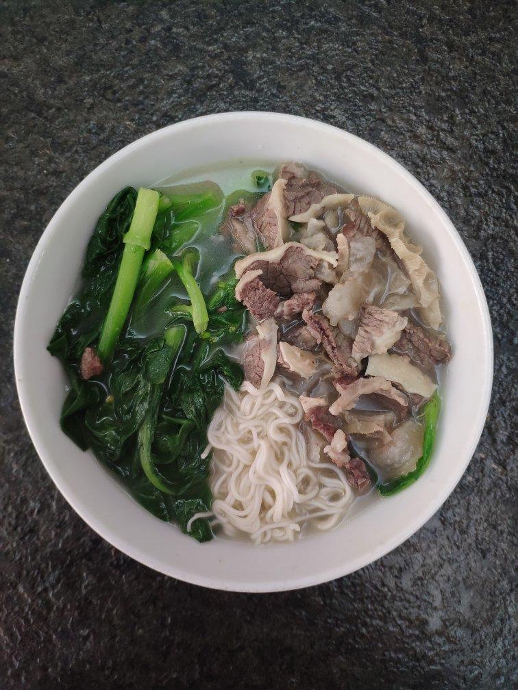 清汤牛肉面