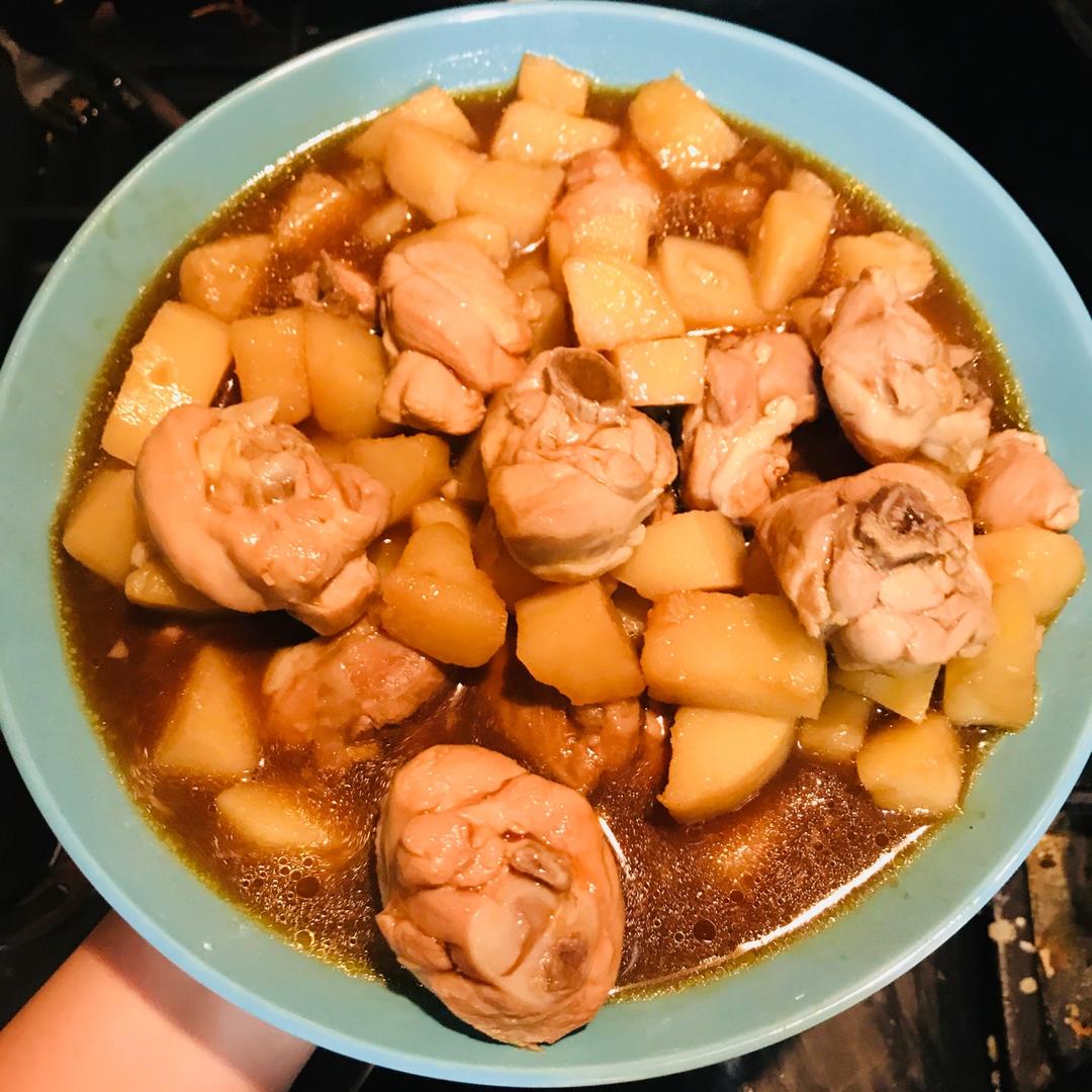 土豆焖鸡腿