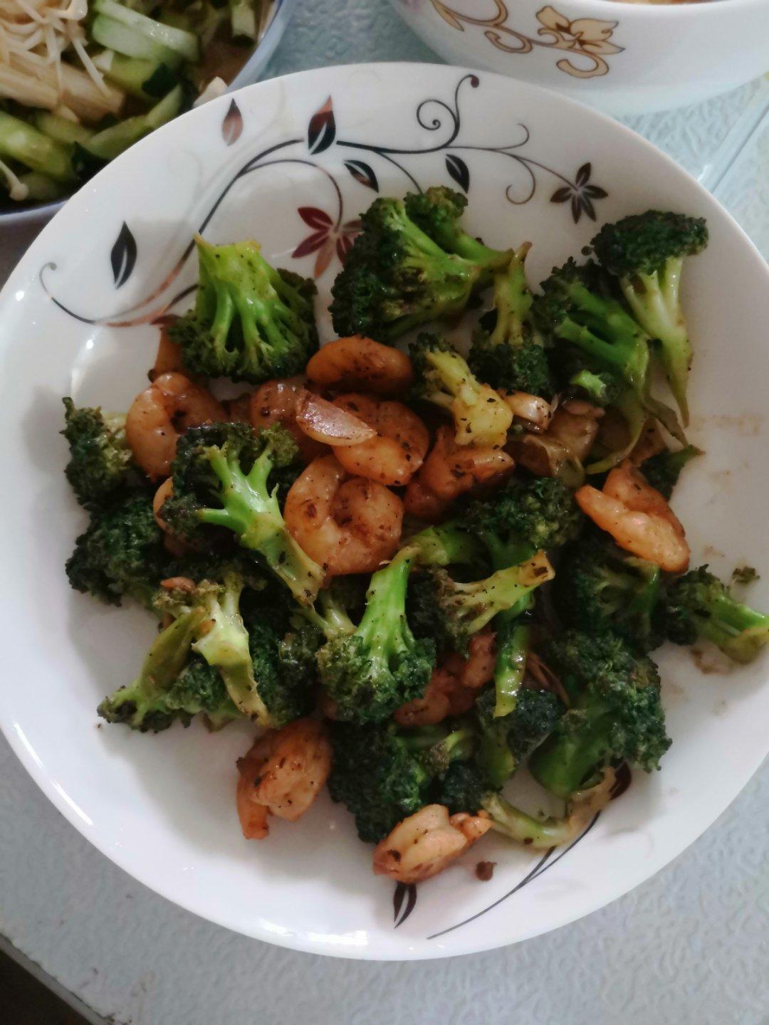 西兰花炒虾仁🍤